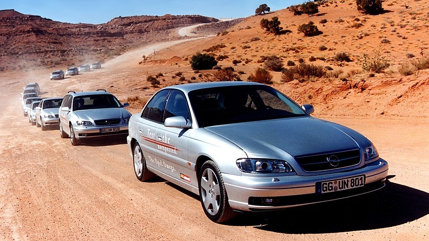 На фото: Opel Omega (B2) '1999–2003