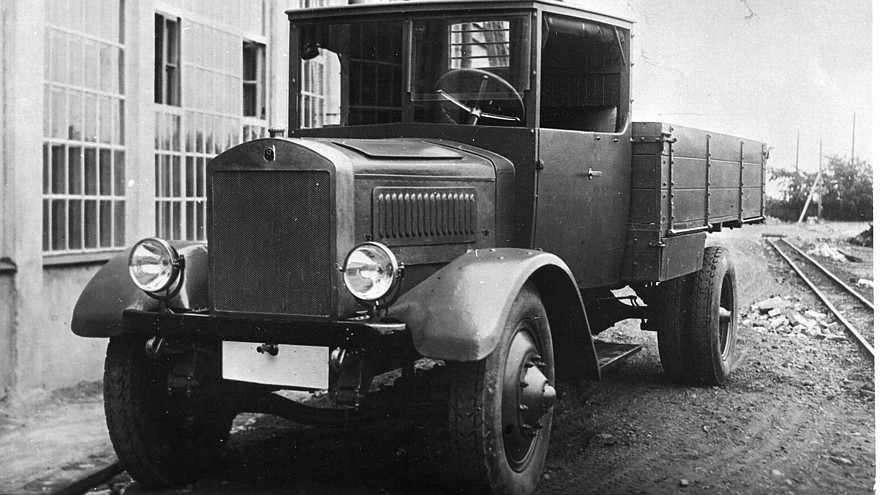 Первый тяжелый грузовик в СССР Я-4, 1928 г.