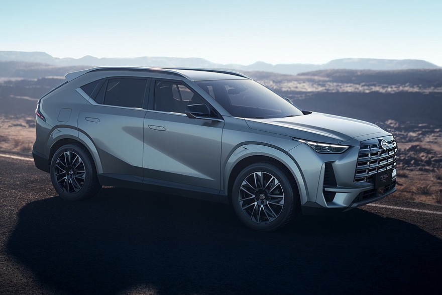 А это GAC Trumpchi GS4 Max, он же GAC GS4 в России и на других экспортных рынках. Считающийся в Китае «четвертым» поколением кроссовер сделан на базе GAC Trumpchi Emkoo, который уже покинул домашний рынок