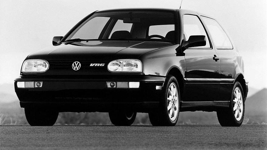 На фото: Volkswagen Golf VR6 '1991–1997