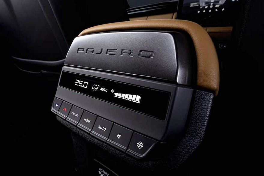 Новый Mitsubishi Pajero для Таиланда, топ-версия Super Exceed