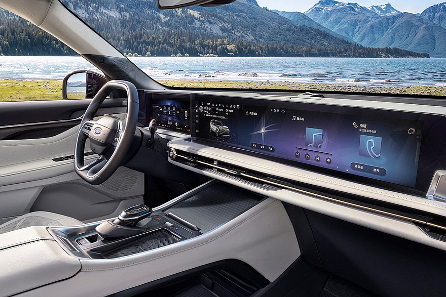 Дореформенный Ford Edge L