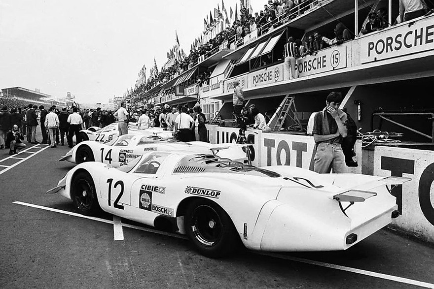 Porsche 917: убить пилота, унизить конкурентов, попасть под запрет и всё же стать легендой