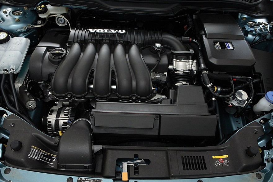 Купе несбывшихся надежд: как появился Volvo C30 и почему он провалился