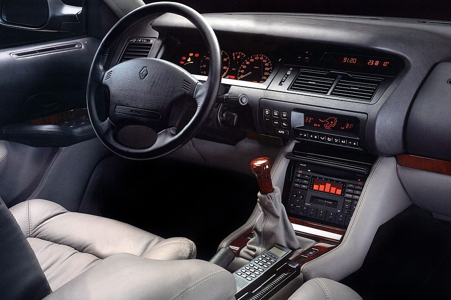 Спорт и бизнес: вспоминаем самые быстрые бизнес-седаны девяностых