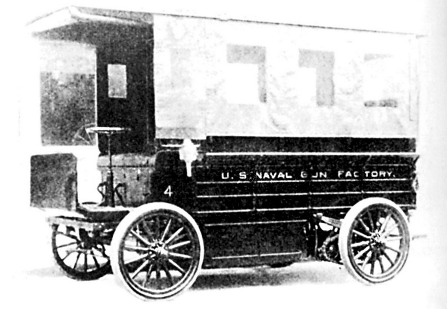 Тихоходный электромобиль-фургон Studebaker для ВМС США. 1911 год