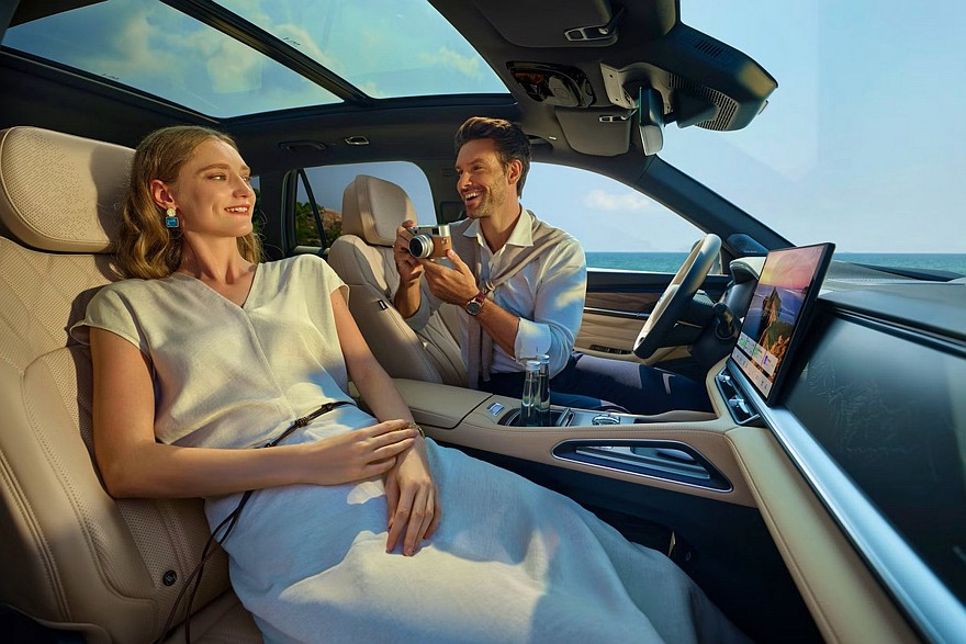 Geely Monjaro EM-i для Европы