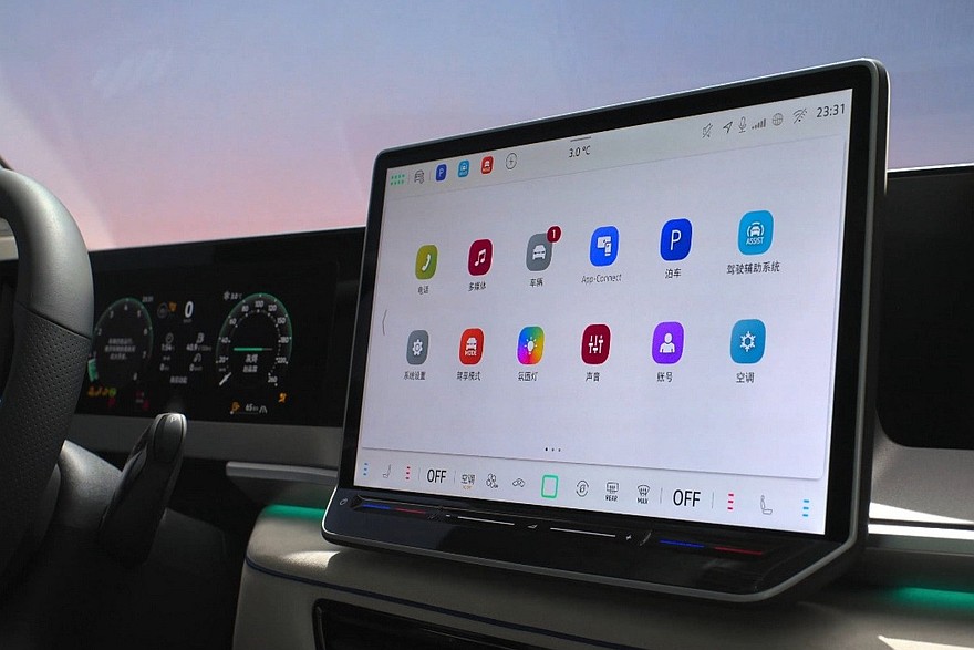 Рестайлинг принёс большому кроссоверу Volkswagen Tavendor новый салон