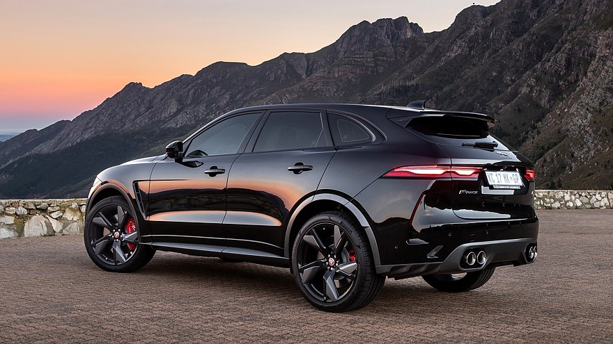 Jaguar F-Pace SVR