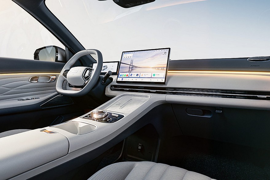 Электрический Geely Galaxy Starship 7 EV для Китая