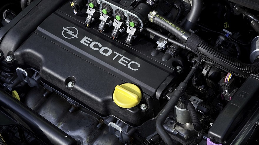 На фото: Под капотом Opel Corsa 5-door ecoFLEX (D) '2009–10