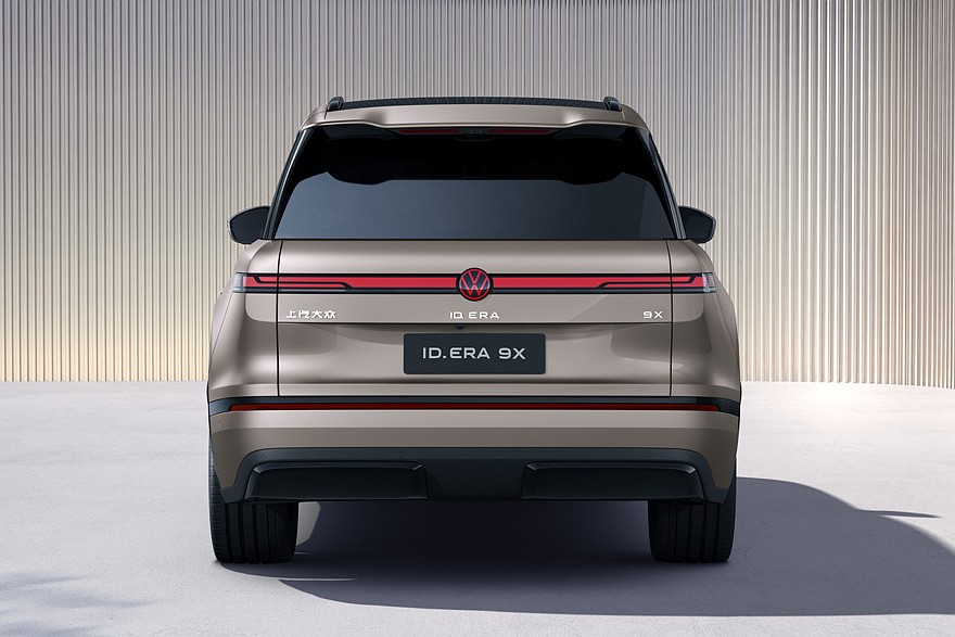 Серийный Volkswagen ID.Era 9X