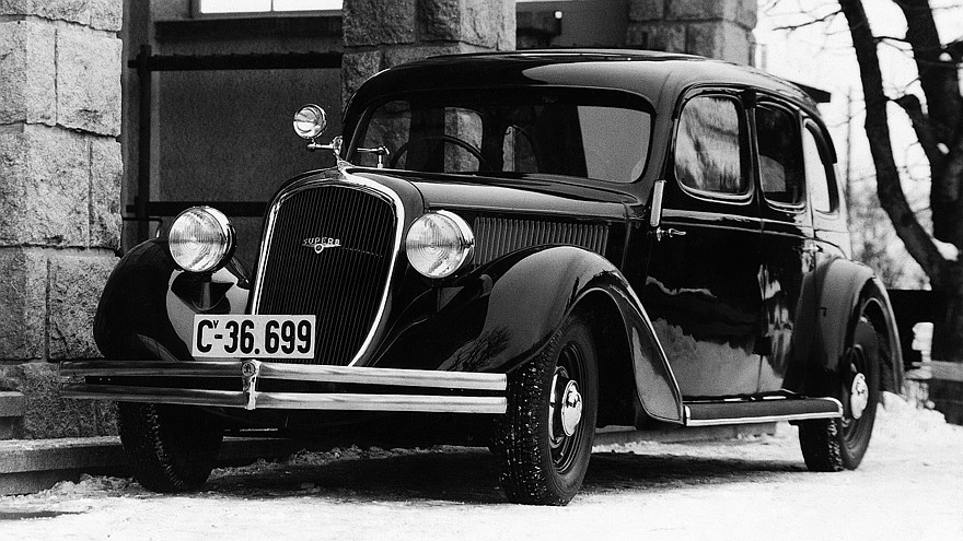 На фото: Škoda Superb '1936–37