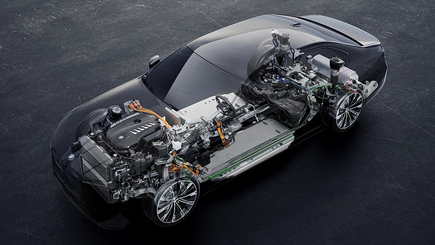 Компоновка электрической, plug-in гибридной и топливной версий