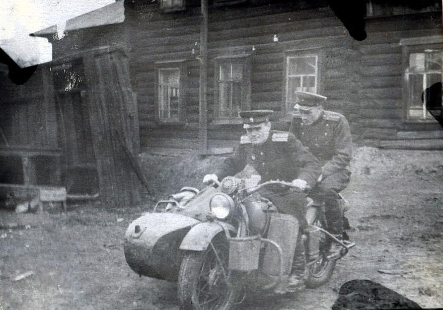 Мотоцикл – главный транспорт советского милиционера как до войны, так и после