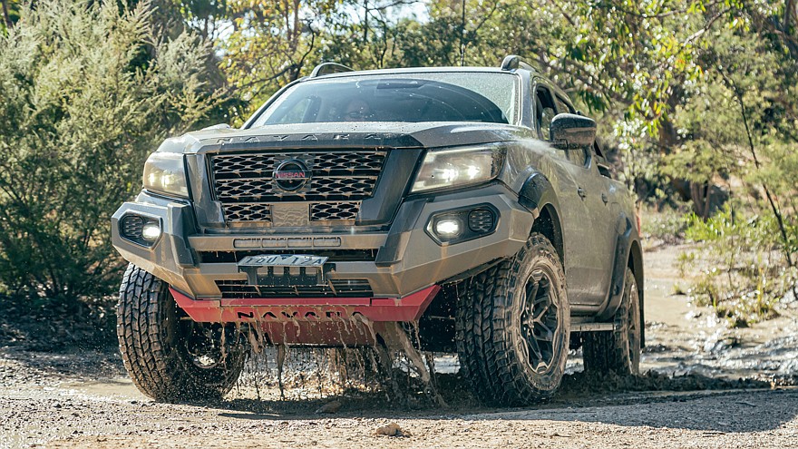 На фото: отправленный в отставку Nissan Navara Pro-4X Warrior