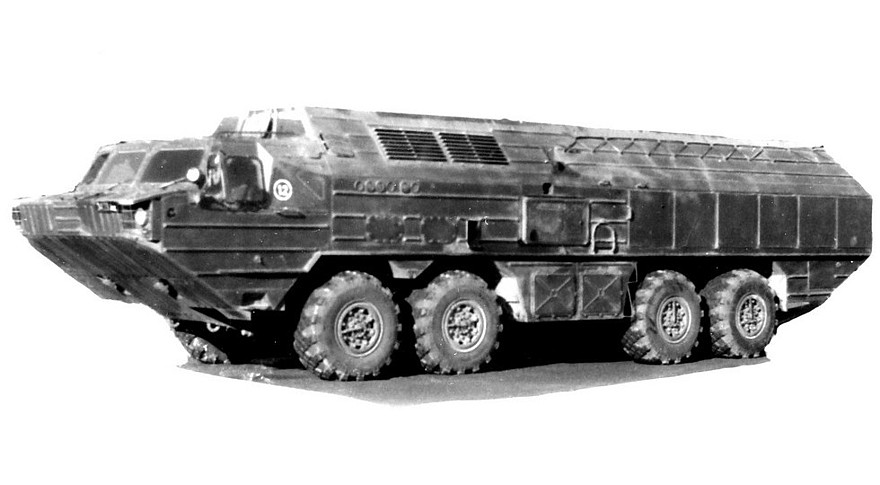 Сухопутная машина БАЗ-69481 с высоким несущим корпусом. 1987 год