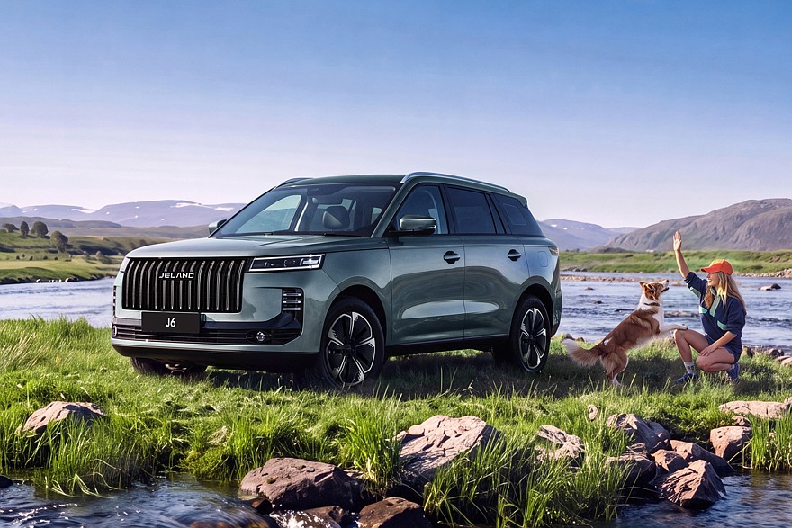 На фото: Jeland J6 AWD