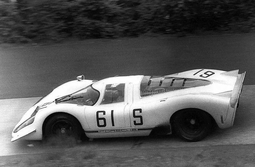 Porsche 917: убить пилота, унизить конкурентов, попасть под запрет и всё же стать легендой