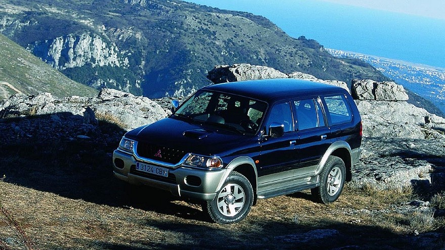 На фото: Mitsubishi Pajero Sport '1999–2005