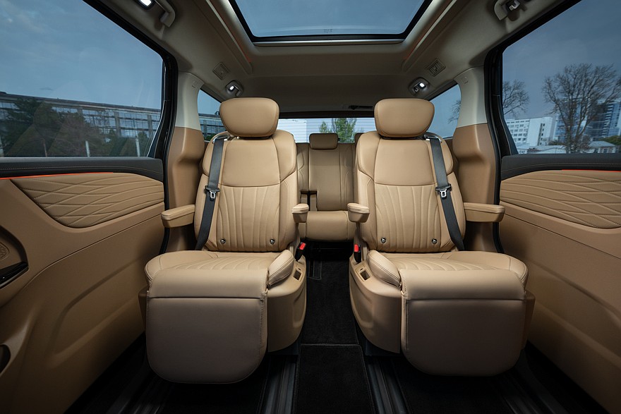 Брат из Китая приехал: тест-драйв JAC RF8