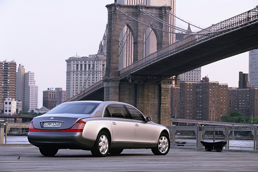 Maybach 62 с длинной базой выглядел как автомобиль для лордов и графов, а разгонялся при этом на уровне лучших спорткаров