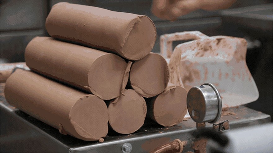 Molding a More Sustainable Future: How Ford Recycles Clay to Red