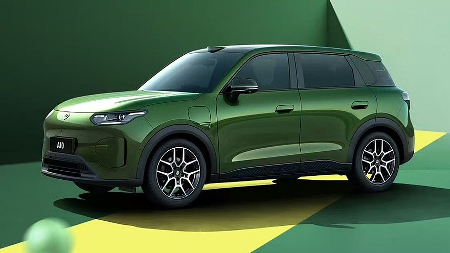 Leapmotor подготовил новый кроссовер: другое имя, меньше, чем B10, запас хода – до 500 км