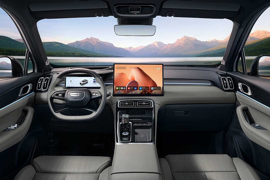 Обновленный Geely Boyue L