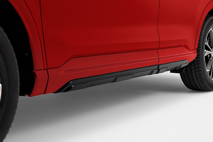 На фото: Honda CR-V e:HEV RS с пакетом Urban Premium