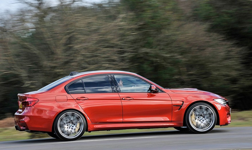 На фото: BMW M3 Competition Package