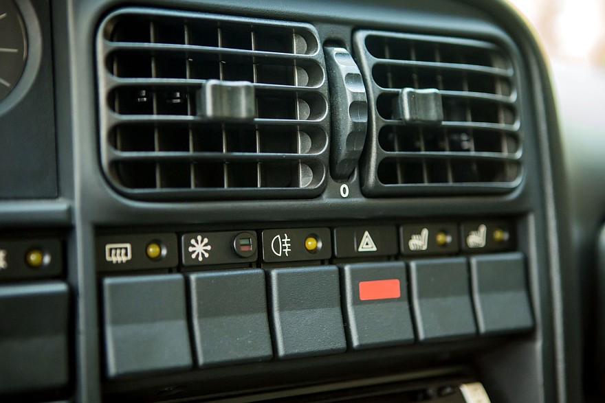 Спорт и бизнес: вспоминаем самые быстрые бизнес-седаны девяностых