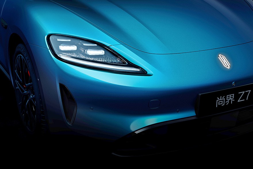 Седан Shangjie Z7