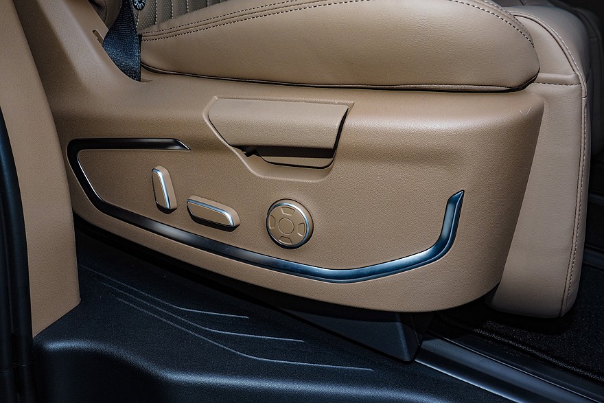 Брат из Китая приехал: тест-драйв JAC RF8