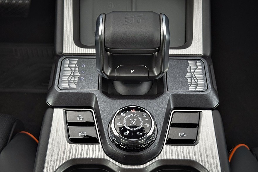 Меньше бутафории, больше смысла: тест-драйв Jetour T1