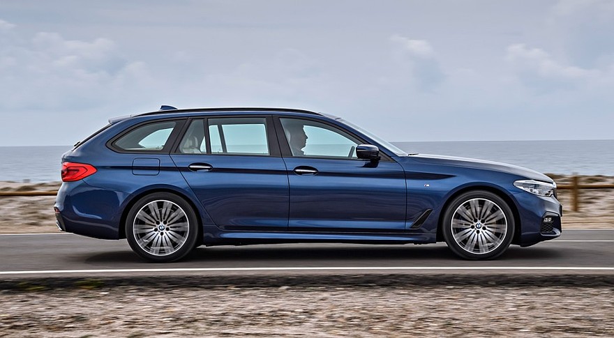 На фото: BMW 5 Series Tourer