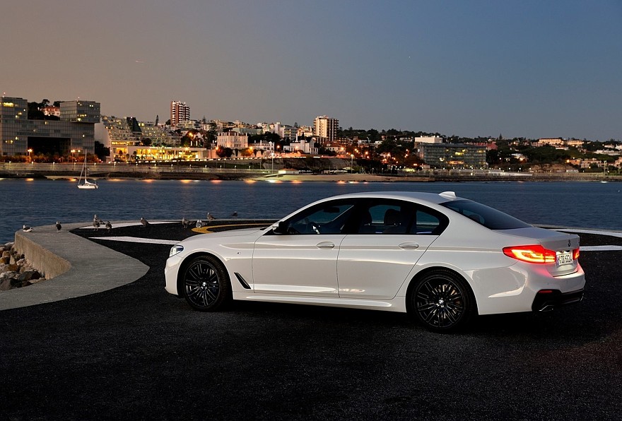 На фото: BMW 5 Series