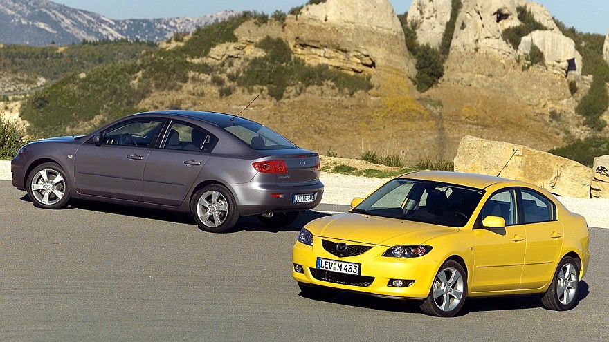 На фото: Mazda3 Sedan (BK) '2004–06