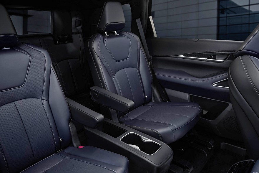 new-qx60-sport-5.jpg