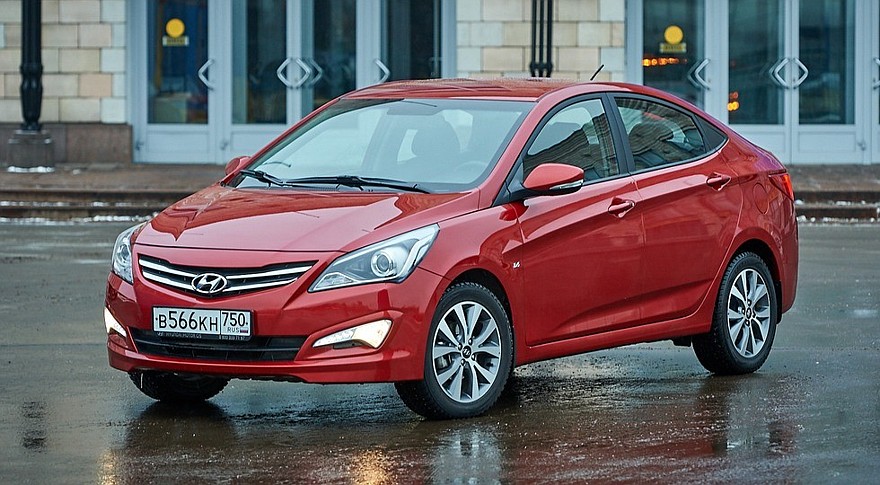 На фото: Hyundai Solaris