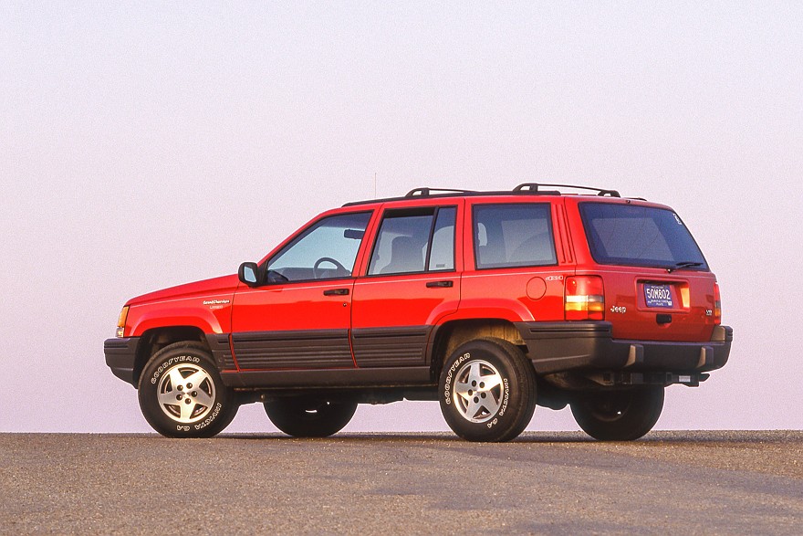 Внешность получилось очень сбалансированной – в меру брутальной, достаточно динамичной и современной, но при этом узнаваемой и харизматичной