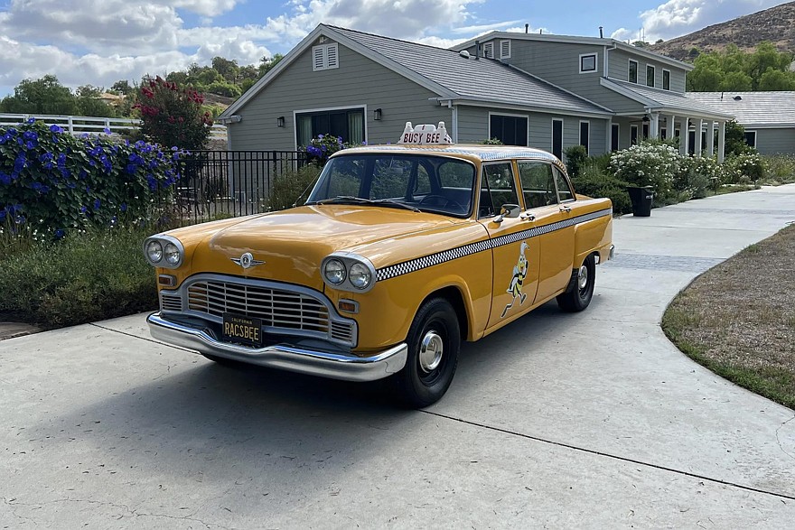 Фото: bringatrailer.com