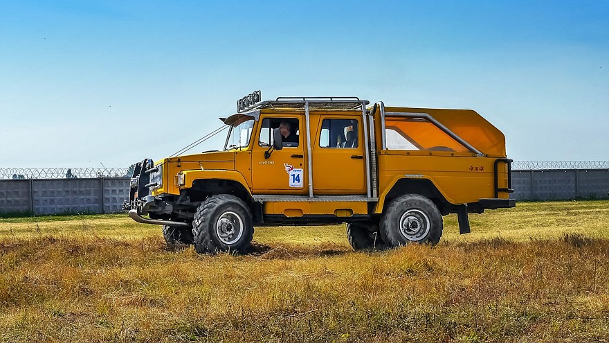Авто самоделка Волга купе с двигателем V8 от грузовика ГАЗ-3307