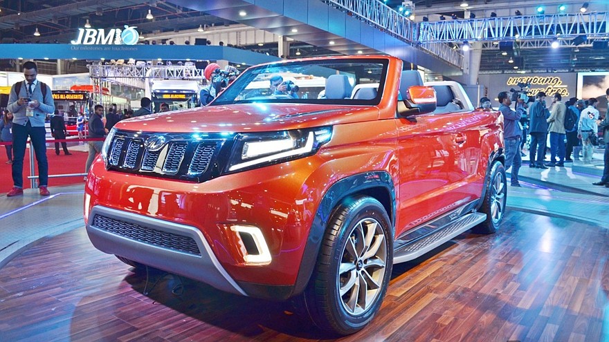 Mahindra-TUV-Stinger-concept-front-three-quarters-left-side-at-Auto-Expo-2018