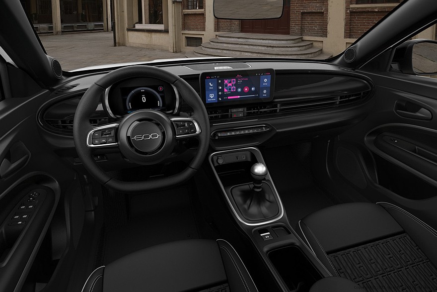 Бензиновый Fiat 600 Street