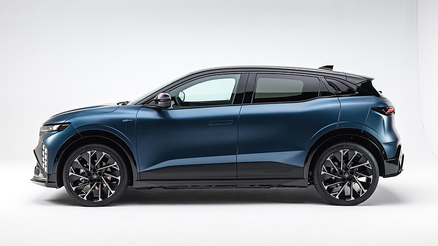 На фото: обновлённый хэтчбек Renault Megane E-Tech electric