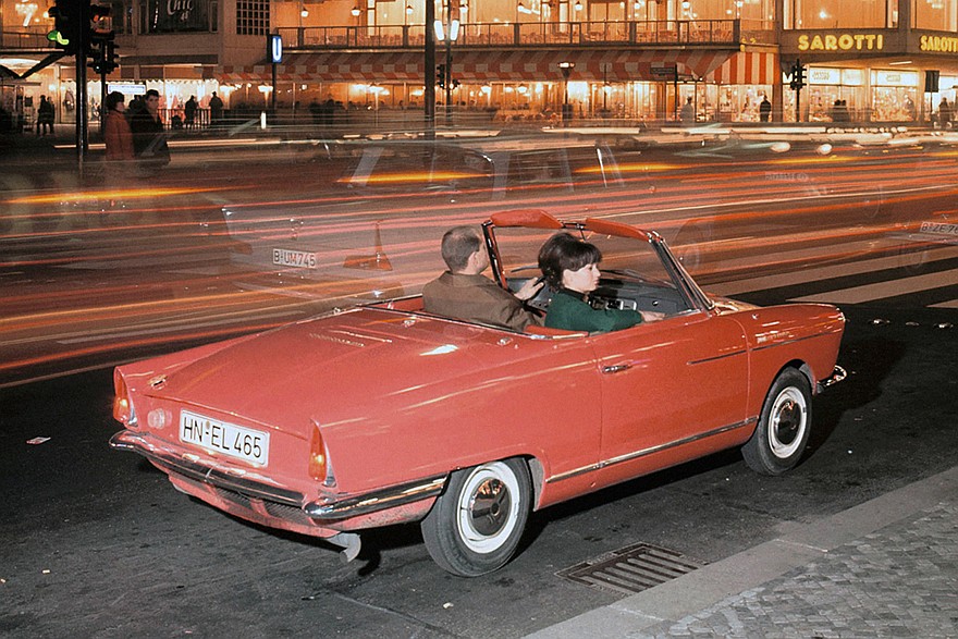 NSU Spider (1964–1967) – первый в мире серийный автомобиль с РПД