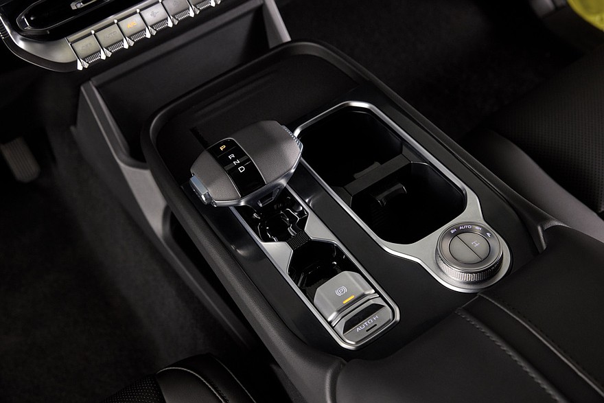 Nissan Frontier Pro PHEV для Мексики