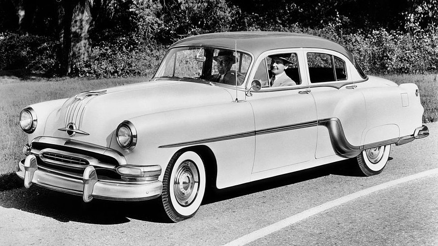 Pontiac Chieftain DeLuxe Eight '1954