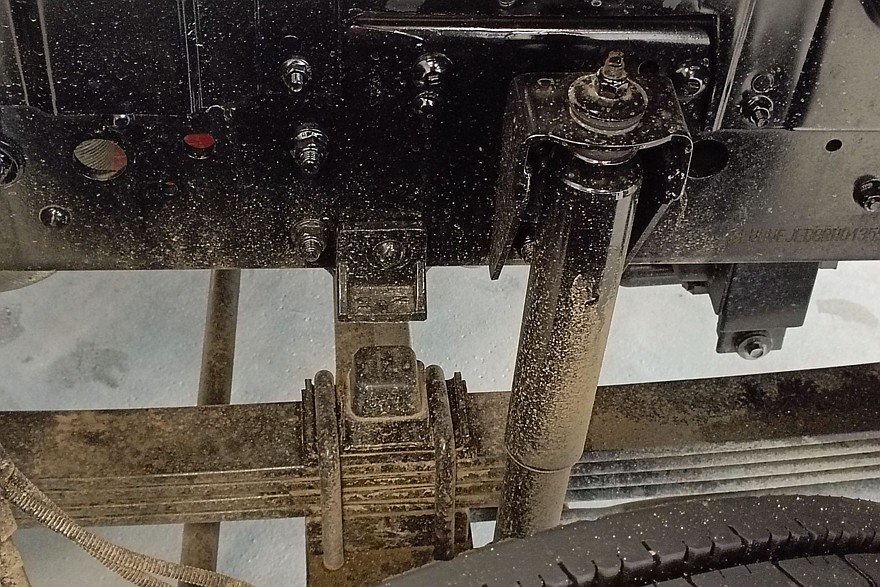 Пресс-масленки, «камень» и матрасик: тест-драйв Forland 8